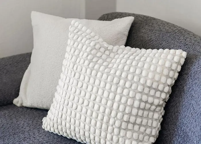 Manda Ray 1 Seafront Endless Blue Views Peraía