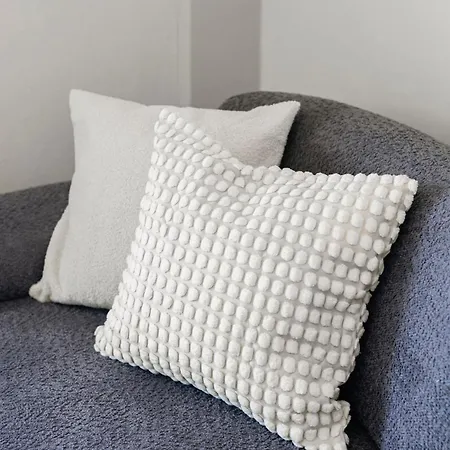 Manda Ray 1 Seafront Endless Blue Views Peraía